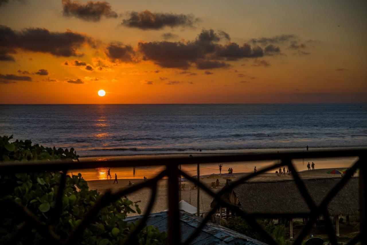 Esperanto Bed & Breakfast Surf Hostel Montañita Buitenkant foto