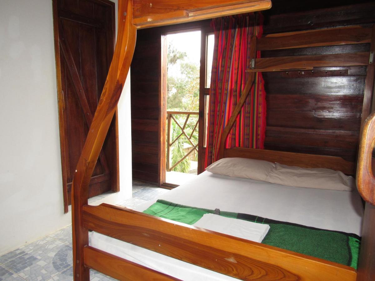 Esperanto Bed & Breakfast Surf Hostel Montañita Buitenkant foto