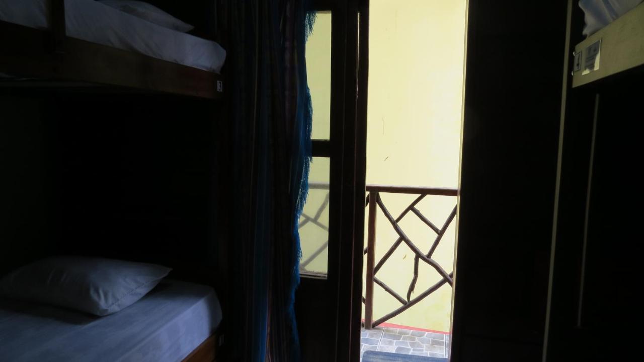 Esperanto Bed & Breakfast Surf Hostel Montañita Buitenkant foto