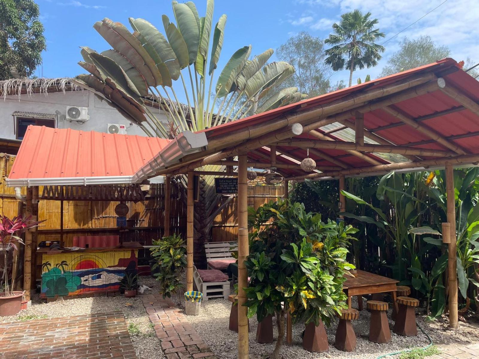 Esperanto Bed & Breakfast Surf Hostel Montañita Buitenkant foto